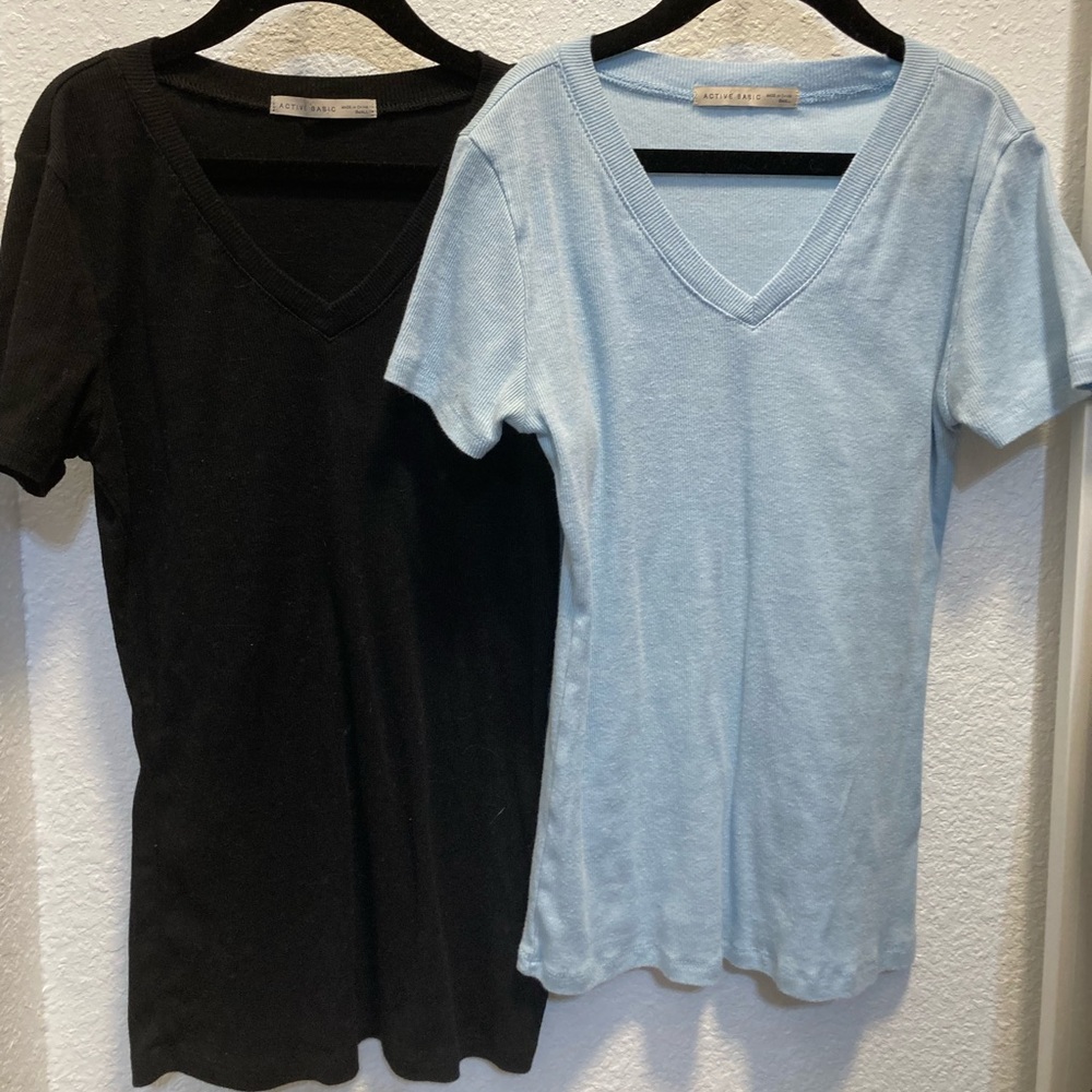 Womens 2 shirt pack v neck